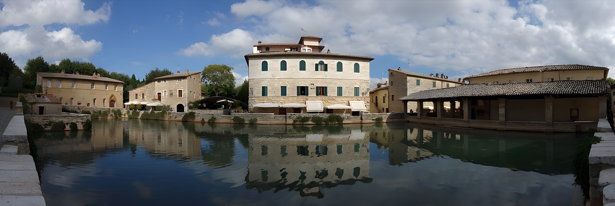 Bagno Vignoni · la grande vasca